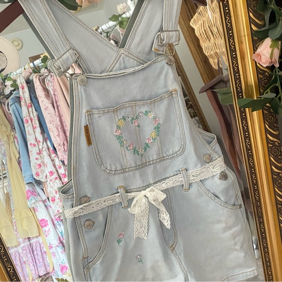 Light Denim Cottage-core Overalls With Floral Embroidered Heart - Picture 7 of 7